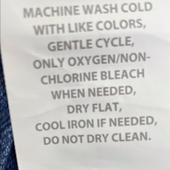 C&C California Sleeveless Drawstring Hoodie (NWT) - Picture 3 of 9